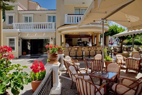Jo An Beach Hotel in Άδελε — foto 23