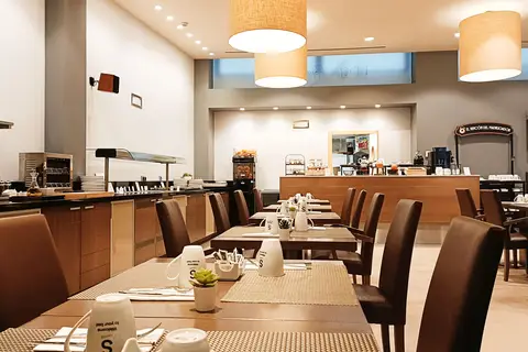 Sercotel Portales in Logroño — foto 18