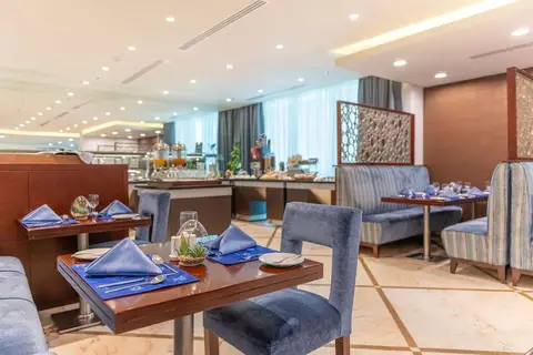 Century Hotel Doha in Doha — foto 5