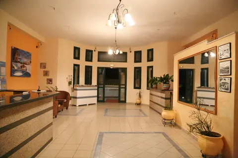 Madouri Beach Hotel foto 20