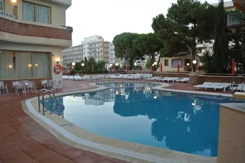 htop Royal Sun Suites in Santa Susanna — foto 5