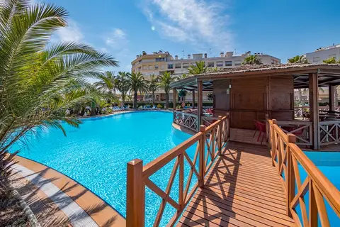 Golden Taurus Aquapark Resort in Pineda de Mar — foto 16
