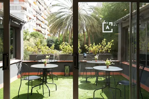 Atiram Arenas in Barcelona — foto 3