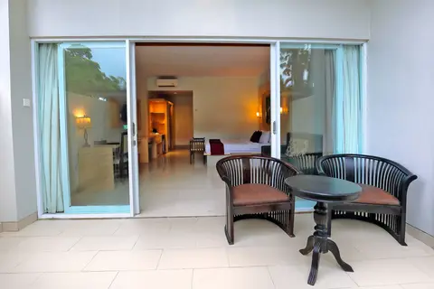 Hotel Puri Saron Seminyak in Kuta — foto 18