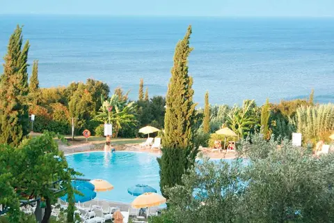 Sunrise Village Beach Hotel in Καλαμάκι — foto 14