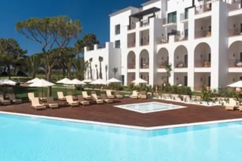 Pine Cliffs Suites in Albufeira
