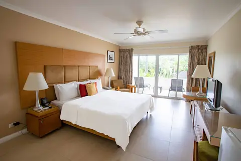 Mango Bay Hotel in Holetown — foto 18