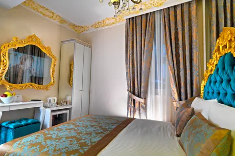 White Monarch Hotel in Fatih — foto 24