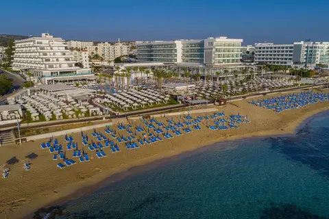 Constantinos The Great Beach Hotel in Παραλίμνι — foto 19