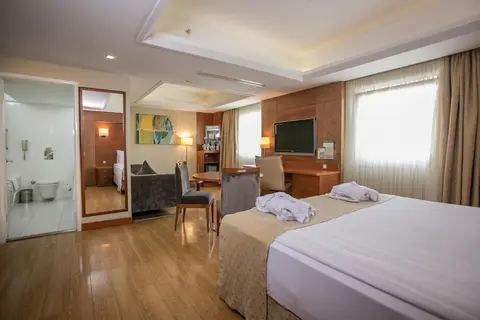 Holiday Inn Istanbul City in Fatih — foto 25