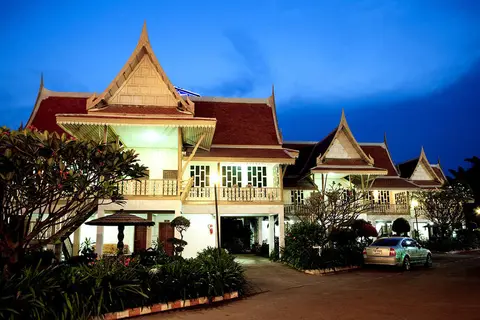 The Cha-Am Methavalai Hotel in ชะอำ — foto 10