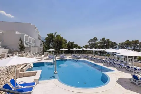 Bluesun Hotel Mala Berulia in Klana