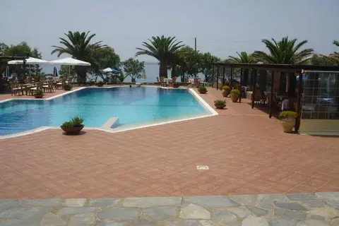 Hotel Oasis in Καλό Νερό — foto 3