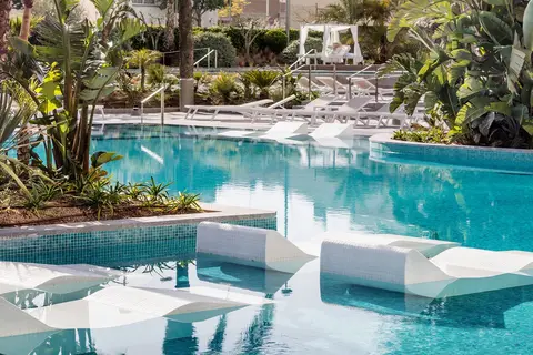 AQUA Hotel Silhouette & Spa in Malgrat de Mar — foto 4