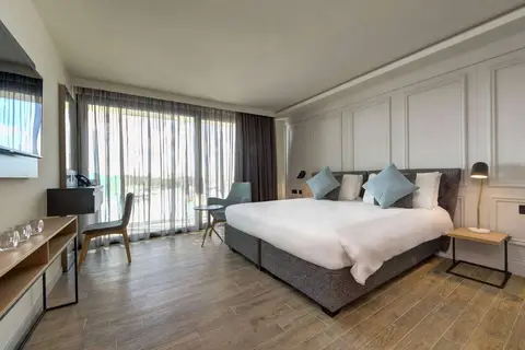 Land's End Boutique Hotel in Tas-Sliema — foto 3