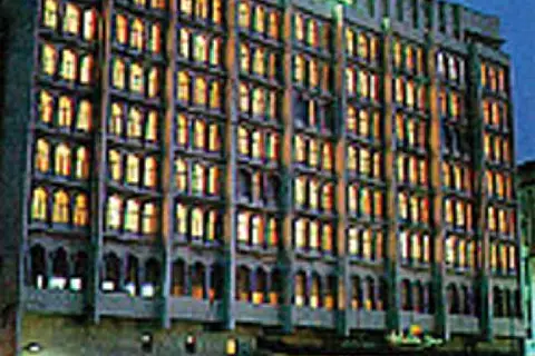 Ramada by Wyndham Colombo in Colombo