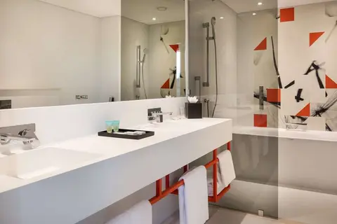 Studio M Arabian Plaza in Dubai — foto 12