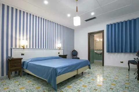 La Panoramica Hotel in Castellammare di Stabia — foto 25