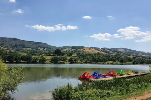 Camping Le Lac De Saint-point foto 5