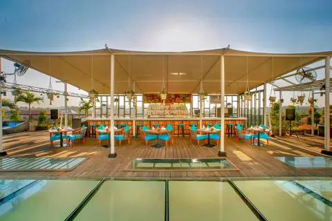 de Vins Sky Seminyak Hotel in Seminyak, Kuta, Bali — foto 14