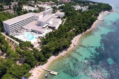 Bluesun Hotel Elaphusa in Bol — foto 15