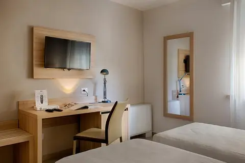 American Hotel in Pozzuoli — foto 22