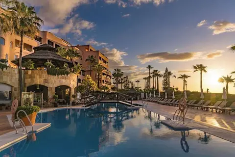 Elba Estepona Gran Hotel & Thalasso Spa in Estepona — foto 16