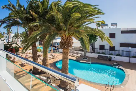 Los Tulipanes in Puerto del Carmen — foto 3