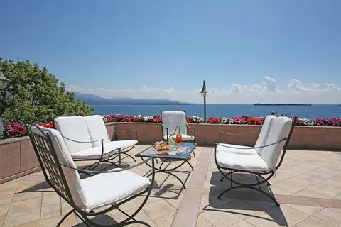 Hotel Savoy Palace in Gardone Riviera — foto 7