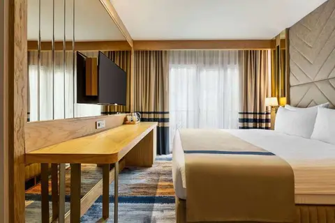 Days Inn by Wyndham Istanbul Bomonti in Şişli — foto 3