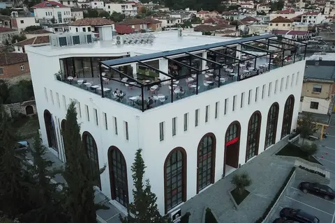 Portik Hotel in Berat — foto 14