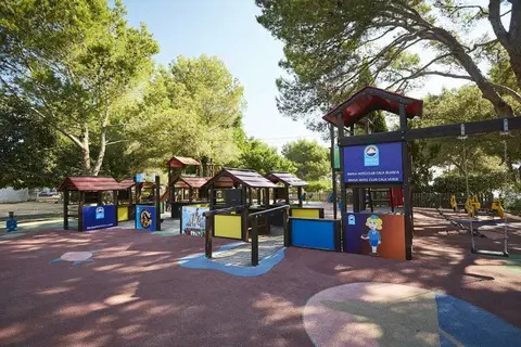 Invisa Hotel Club Cala Blanca in Santa Eulària des Riu — foto 14