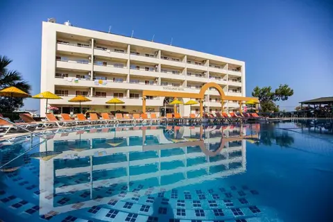 Tuntas Family Suites Kusadasi in Kuşadası — foto 2