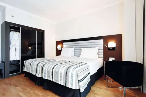 Exe Cristal Palace in Barcelona