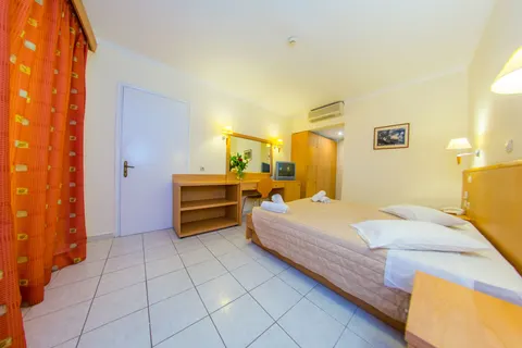 Poseidon Beach in Laganas Municipal Unit — foto 10