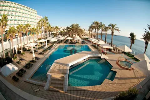 Hotel Qawra Palace in San Pawl il-Baħar — foto 6