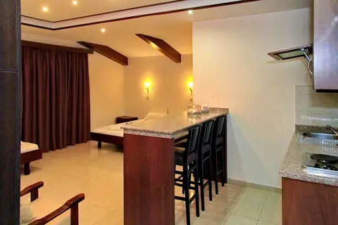 24 Seven Boutique Hotel in Δημοτική Ενότητα Μαλίων — foto 12