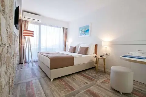 Hotel Castellastva in Brežine