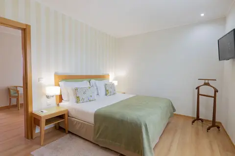 Luna Esperança Centro Hotel in Almada — foto 25