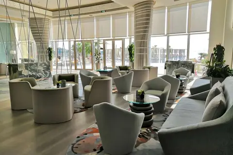 Royal M Hotel by Gewan Abu Dhabi in البطين — foto 8