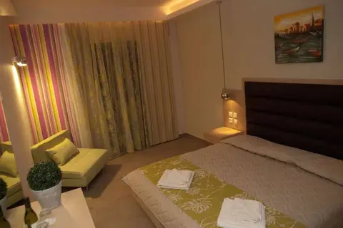 Hotel Pantheon in Βιολί Χαράκι — foto 3