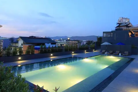 The Lantern Resort Patong in ตำบลป่าตอง — foto 2