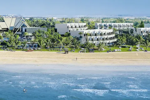 JA Beach Hotel in Ja Ocean View Hotel Padel Tennis Court — foto 22
