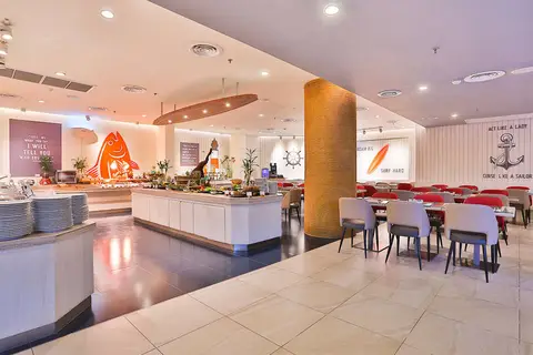 Hotel Clover Patong Phuket in Patong — foto 18