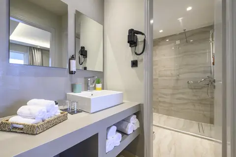 Nicolas Grand Suites in Καρδάμαινα — foto 22