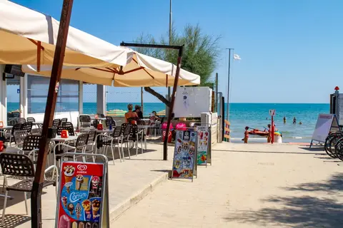 Villaggio Tur. Lido D Abruzzo in Roseto degli Abruzzi — foto 13