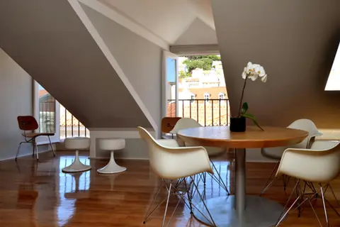Brown’s Downtown Hotel in Almada — foto 15