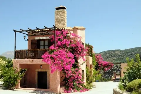 Enagron Ecotourism Village in Kambos Doxaru