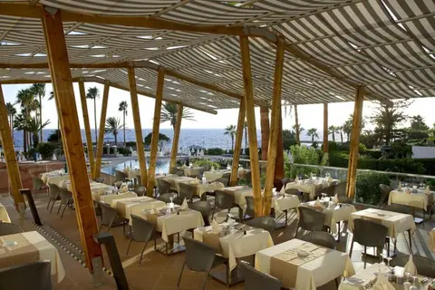 Leonardo Plaza Cypria Maris Beach Hotel & Spa in Geroskipou — foto 14