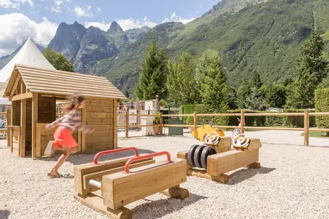 Château De Rochetaillée in Le Bourg-d'Oisans — foto 4
